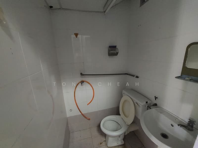 Apartment for Sale at GL Garden - Tony Cheah - Bathroom - PropertyGuru.com.my