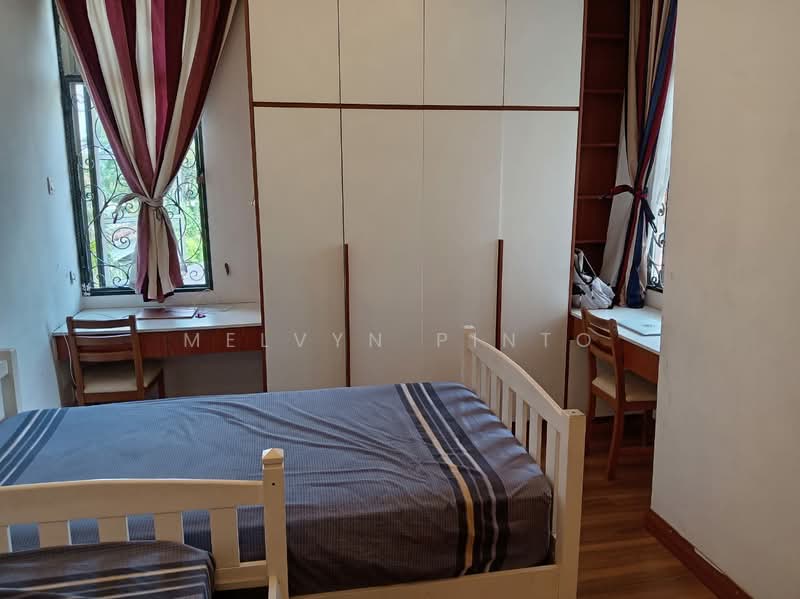 Rumah Teres 2 Tingkat untuk Dijual di Pju 1a (Ara Damansara) - Melvyn Pinto - Bedroom - PropertyGuru.com.my