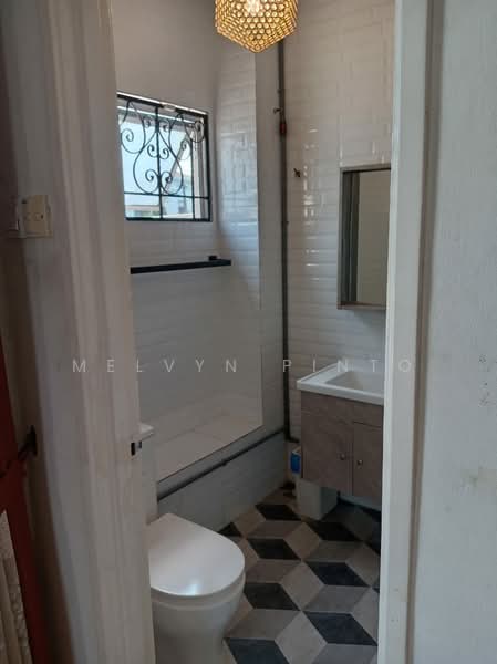 Rumah Teres 2 Tingkat untuk Dijual di Pju 1a (Ara Damansara) - Melvyn Pinto - Bathroom - PropertyGuru.com.my