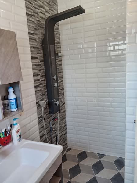 Rumah Teres 2 Tingkat untuk Dijual di Pju 1a (Ara Damansara) - Melvyn Pinto - Bathroom - PropertyGuru.com.my