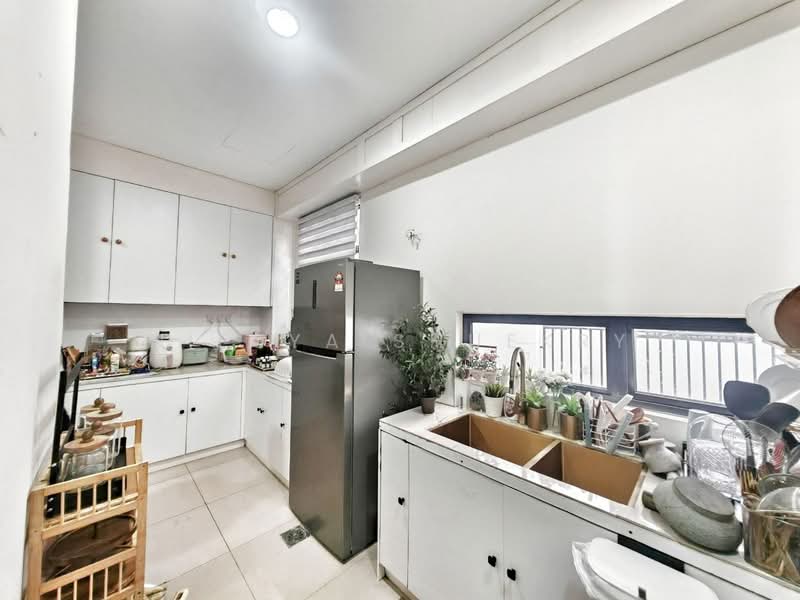 Semi-Detached House for Sale in Kuala Selangor (Selangor) - Niesya Shuekry - Kitchen - PropertyGuru.com.my