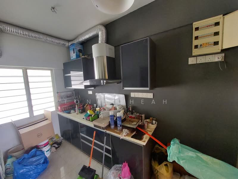 Apartment for Sale at GL Garden - Tony Cheah - Kitchen - PropertyGuru.com.my
