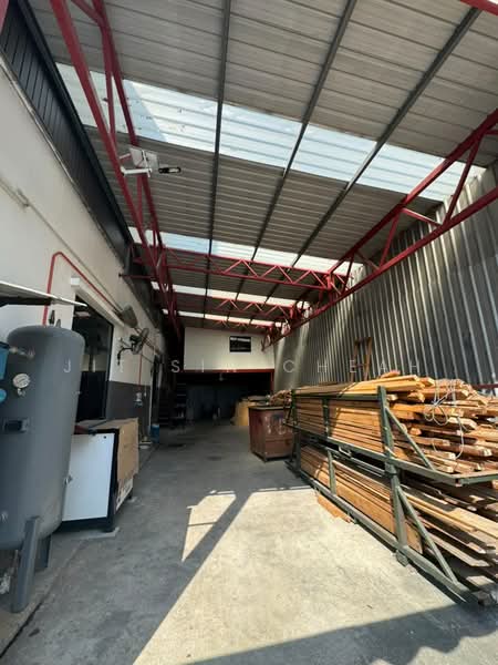 Factory for Rent in Eco Business Park 1 (Johor Bahru) - Jit Sin Cheah - Interior - PropertyGuru.com.my