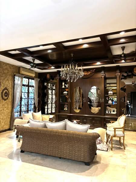 Bungalow House untuk Dijual di Usj 5 (Subang Jaya) - Stella Sum - Living Room - PropertyGuru.com.my