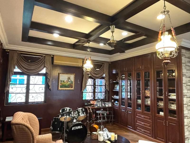 Bungalow House untuk Dijual di Usj 5 (Subang Jaya) - Stella Sum - Family area - PropertyGuru.com.my