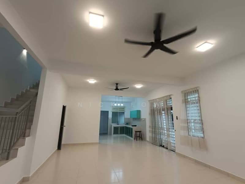 Cluster House for Rent in Pontian (Johor) - Nick Low - Living Room - PropertyGuru.com.my