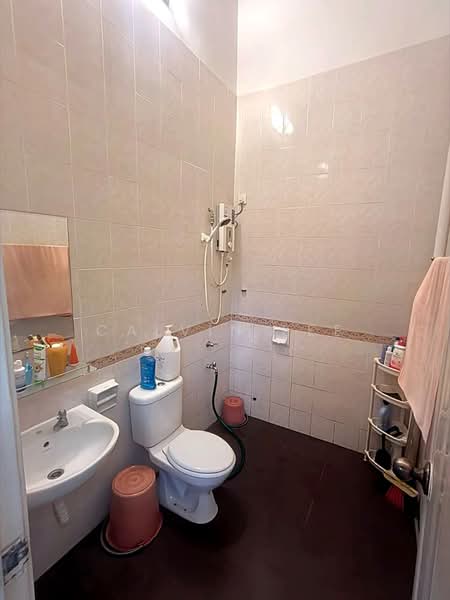 Rumah Teres 1 Tingkat untuk Dijual di Taman Seri Austin (Tebrau) - Calvin Lee - PropertyGuru.com.my