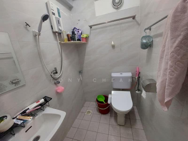 Apartment for Sale at GL Garden - Tony Cheah - Bathroom - PropertyGuru.com.my