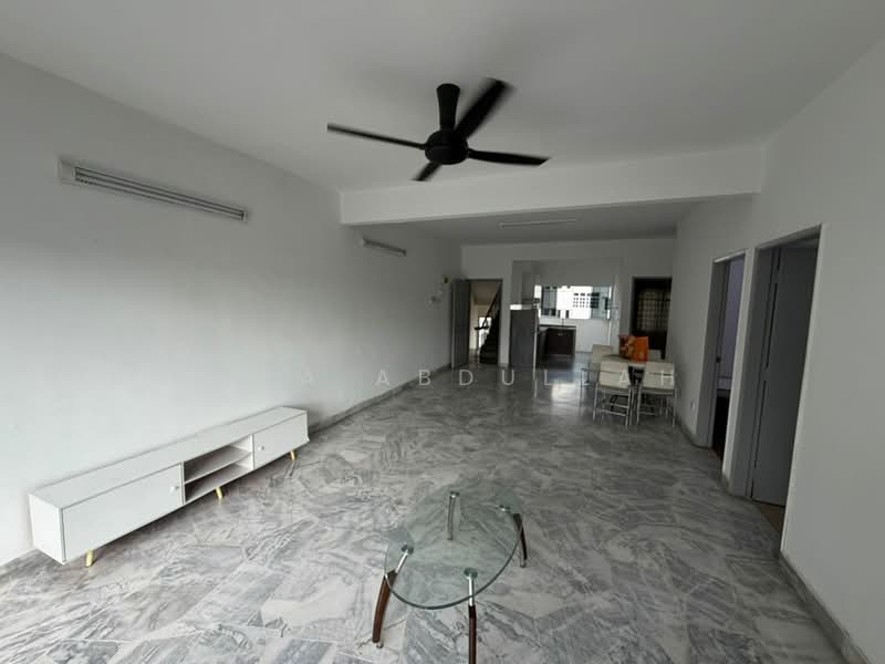 Terraced House for Rent in BANDAR PUCHONG JAYA (Puchong) - Miza Abdullah - Living Room - PropertyGuru.com.my