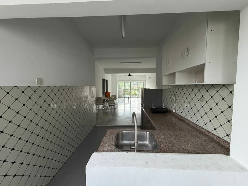 Terraced House for Rent in BANDAR PUCHONG JAYA (Puchong) - Miza Abdullah - Kitchen - PropertyGuru.com.my