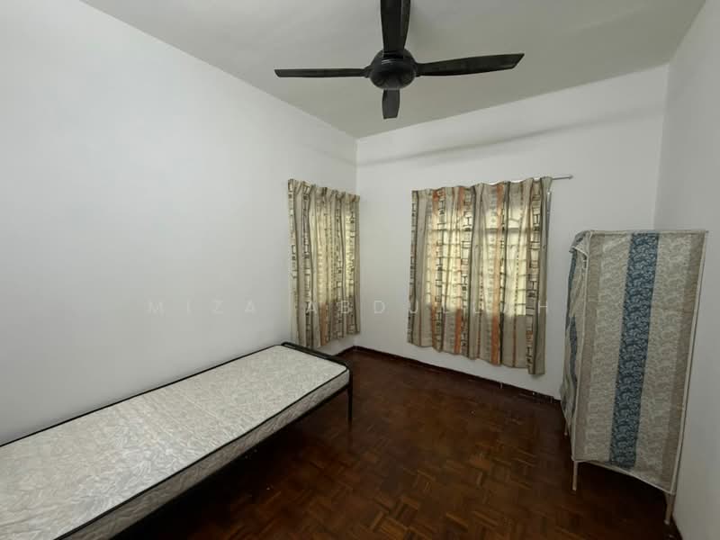 Terraced House for Rent in BANDAR PUCHONG JAYA (Puchong) - Miza Abdullah - Bedroom - PropertyGuru.com.my
