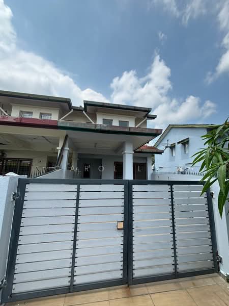 Rumah Teres untuk Disewa di Seksyen 32, Kemuning Green Ville (Shah Alam) - Carol Lim - Exterior - PropertyGuru.com.my