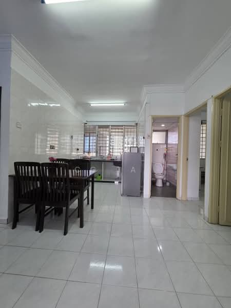 Condominium for Rent at N-Park Condominium - CG Tan - Kitchen - PropertyGuru.com.my