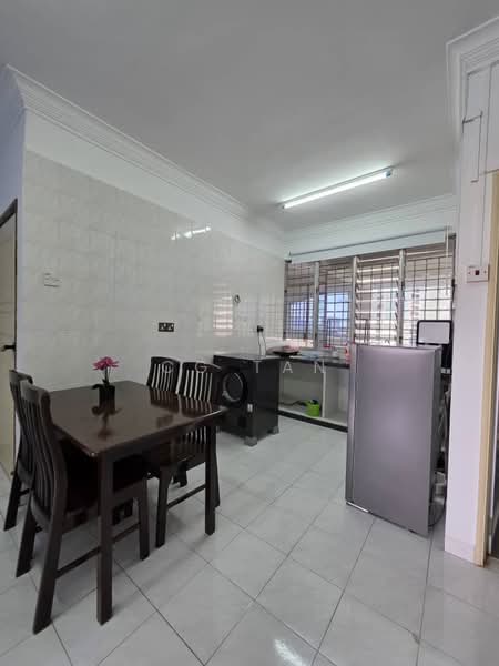 Condominium for Rent at N-Park Condominium - CG Tan - Kitchen - PropertyGuru.com.my