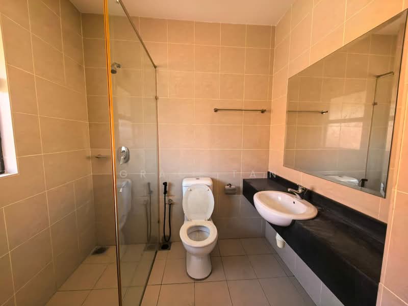 Bungalow for Sale in Mutiara Damansara (Selangor) - Grace Tan - Bathroom - PropertyGuru.com.my