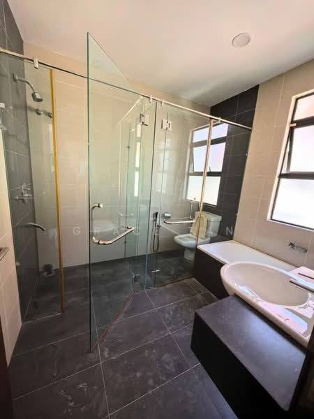 Bungalow for Sale in Mutiara Damansara (Selangor) - Grace Tan - Bathroom - PropertyGuru.com.my