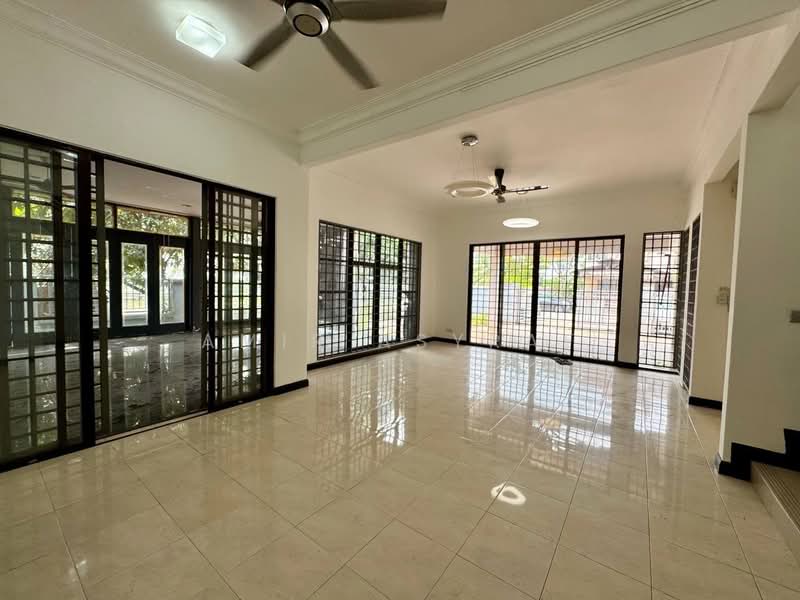 Rumah Teres untuk Dijual di Bukit Jelutong (Shah Alam) - Amir Asyraf - PropertyGuru.com.my