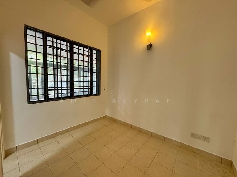 Rumah Teres untuk Dijual di Bukit Jelutong (Shah Alam) - Amir Asyraf - PropertyGuru.com.my