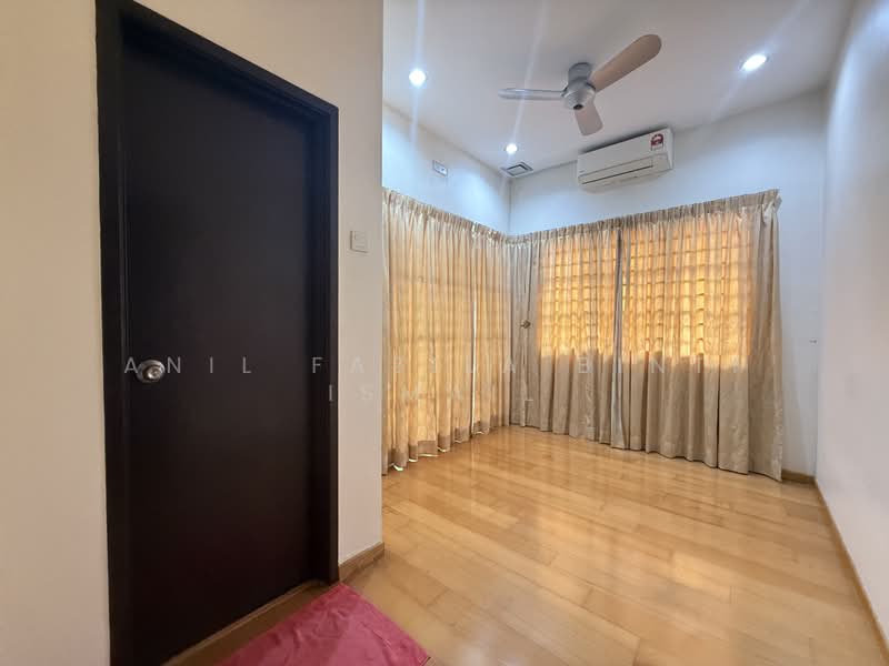 2-storey Terraced House for Sale in Denai Alam (Shah Alam) - Anil Fazila Binti Ismail - PropertyGuru.com.my