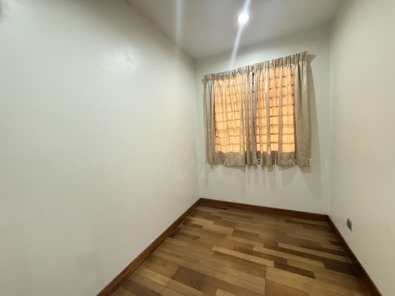 2-storey Terraced House for Sale in Denai Alam (Shah Alam) - Anil Fazila Binti Ismail - PropertyGuru.com.my