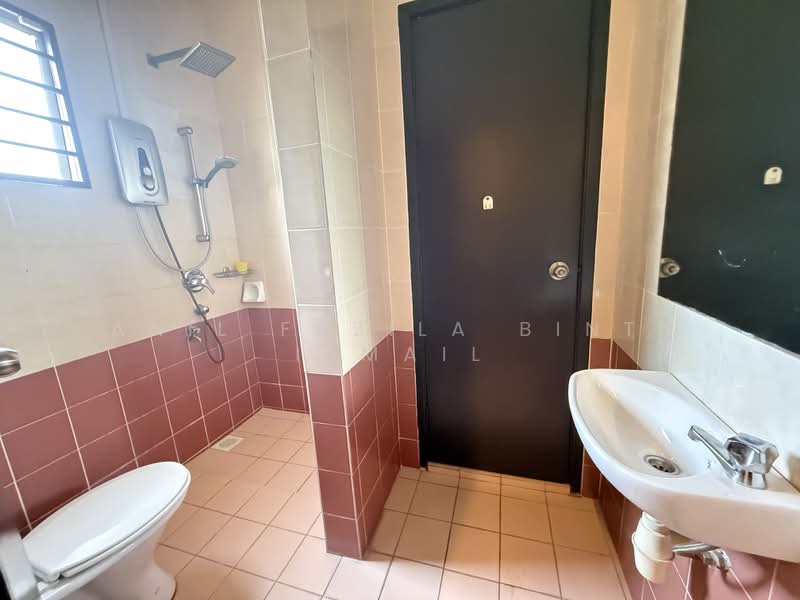 2-storey Terraced House for Sale in Denai Alam (Shah Alam) - Anil Fazila Binti Ismail - PropertyGuru.com.my