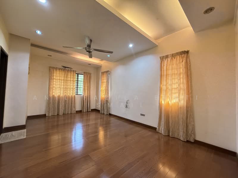 2-storey Terraced House for Sale in Denai Alam (Shah Alam) - Anil Fazila Binti Ismail - PropertyGuru.com.my
