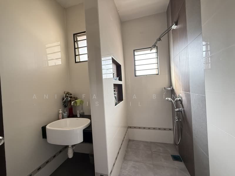 2-storey Terraced House for Sale in Denai Alam (Shah Alam) - Anil Fazila Binti Ismail - PropertyGuru.com.my