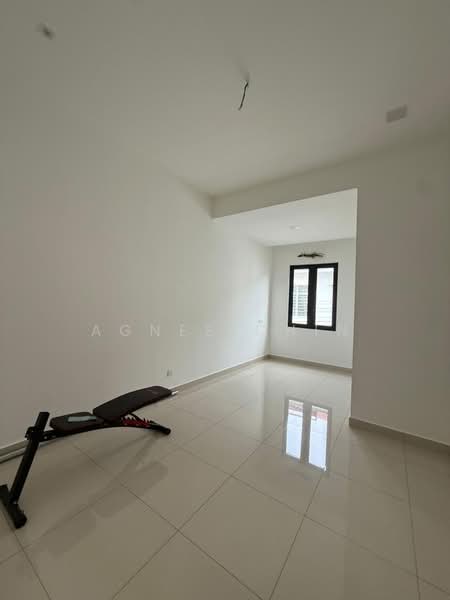 2-storey Terraced House for Sale in Bandar Putra (Kulai) - Agnes Chin - PropertyGuru.com.my