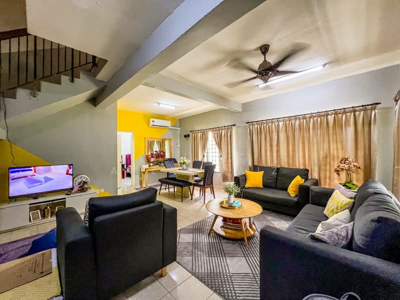 2-storey Terraced House for Sale in Subang Bestari (Shah Alam) - Amzar Faiz - PropertyGuru.com.my