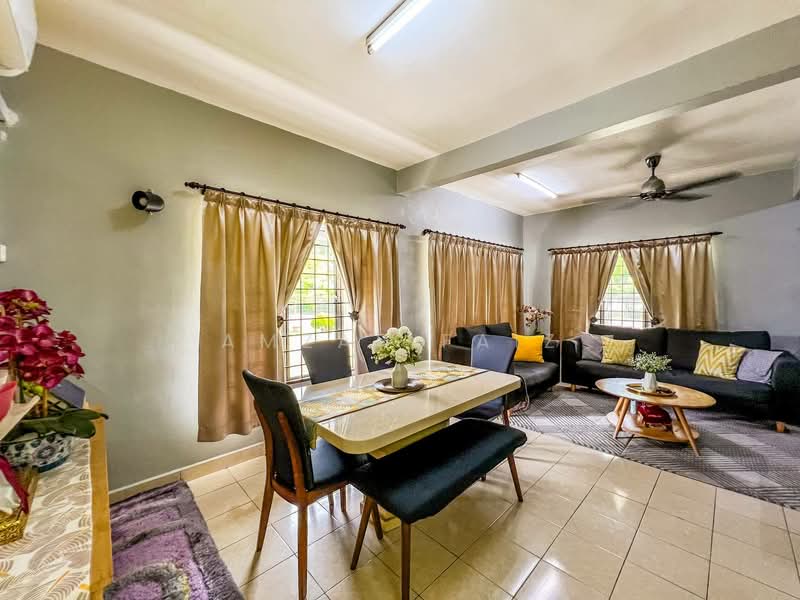 2-storey Terraced House for Sale in Subang Bestari (Shah Alam) - Amzar Faiz - PropertyGuru.com.my