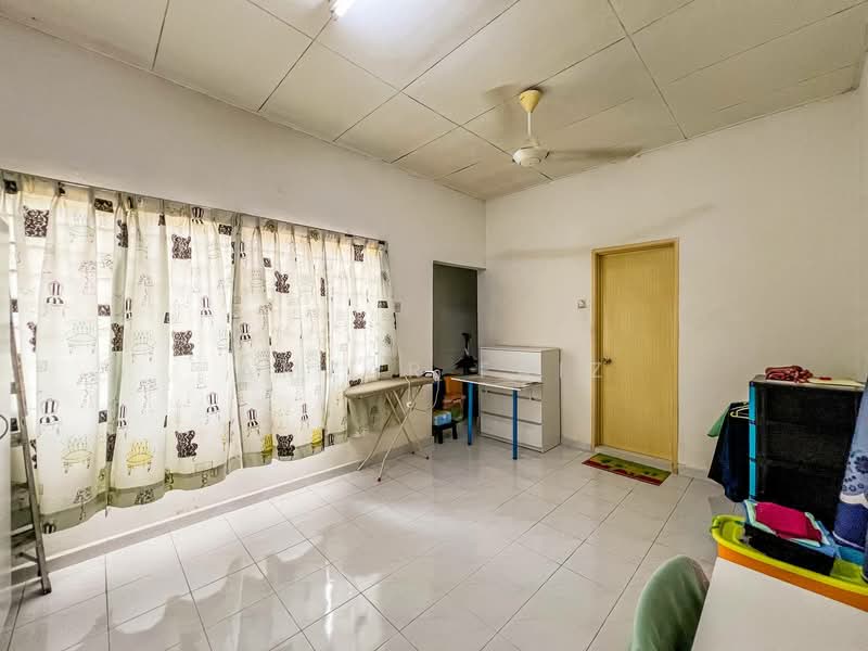 2-storey Terraced House for Sale in Subang Bestari (Shah Alam) - Amzar Faiz - PropertyGuru.com.my