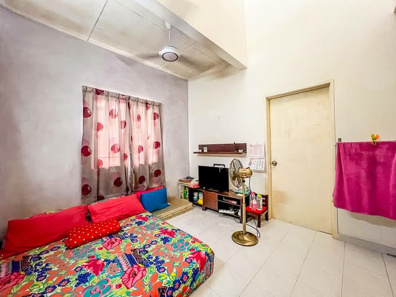 2-storey Terraced House for Sale in Subang Bestari (Shah Alam) - Amzar Faiz - PropertyGuru.com.my