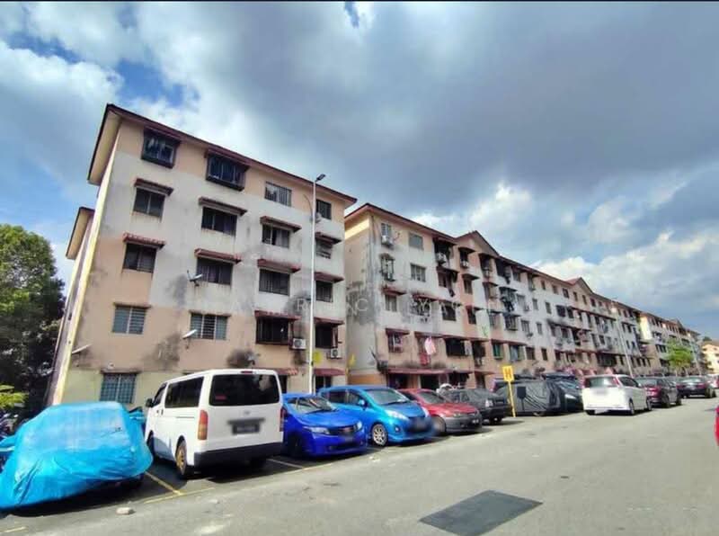 Apartment for Sale at Apartment Idaman - Patric Yon - PropertyGuru.com.my