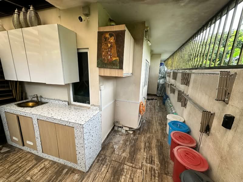 Semi-Detached House for Sale in SS4 (Petaling Jaya) - Lee Su Li - Balcony - PropertyGuru.com.my