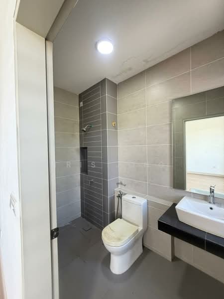 2-storey Terraced House for Sale in Shah Alam (Selangor) - Tris Jong - Bathroom - PropertyGuru.com.my