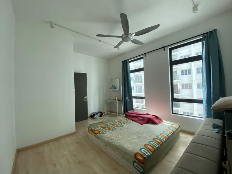 Condominium for Sale at The Henge - BC TAN - Bedroom - PropertyGuru.com.my