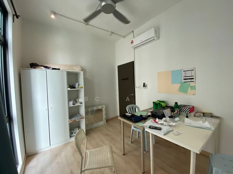Condominium for Sale at The Henge - BC TAN - Study - PropertyGuru.com.my