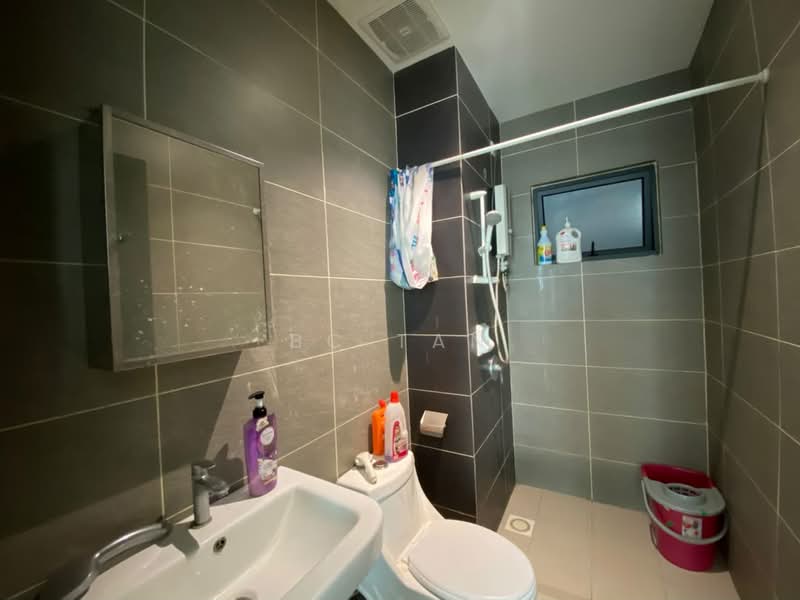 Condominium for Sale at The Henge - BC TAN - Bathroom - PropertyGuru.com.my