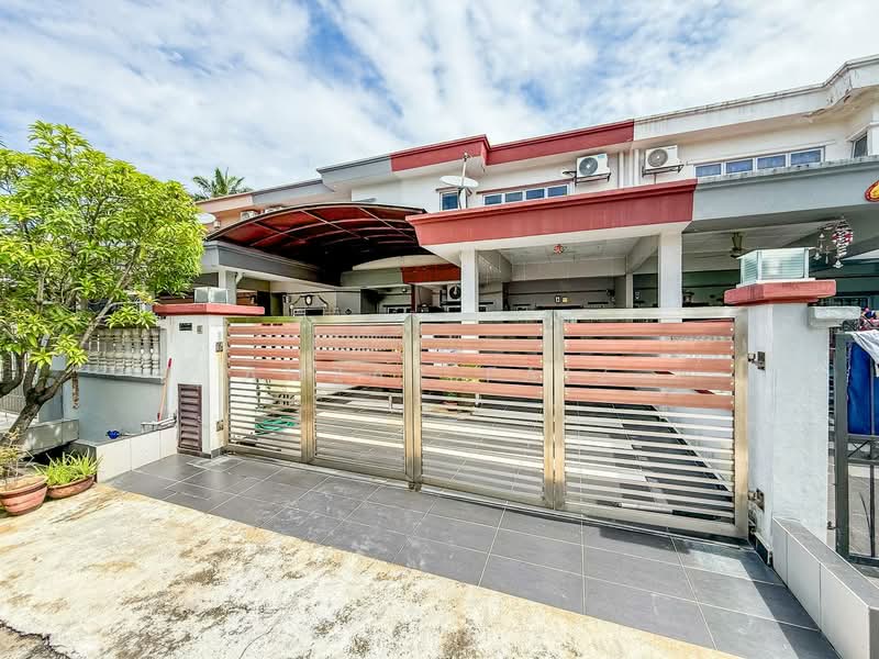 Rumah Teres 2 Tingkat untuk Dijual di Taman Saga (Klang) - Amzar Faiz - PropertyGuru.com.my