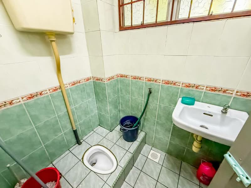 Rumah Teres 2 Tingkat untuk Dijual di Taman Saga (Klang) - Amzar Faiz - PropertyGuru.com.my
