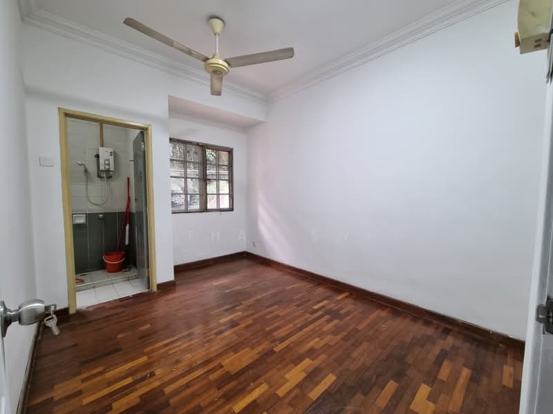 2-storey Terraced House for Sale in Sungai Buloh (Selangor) - Ethan Swe - Interior - PropertyGuru.com.my