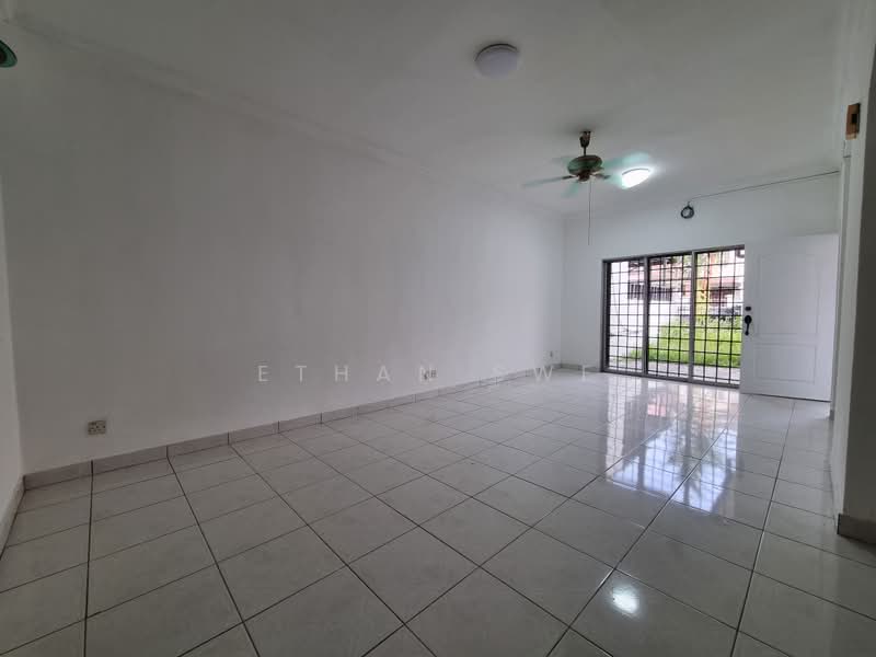 BRP 7, Bukit Rahman Putra, 2 Storeys (20ft x 70ft) Sungai Buloh - 2