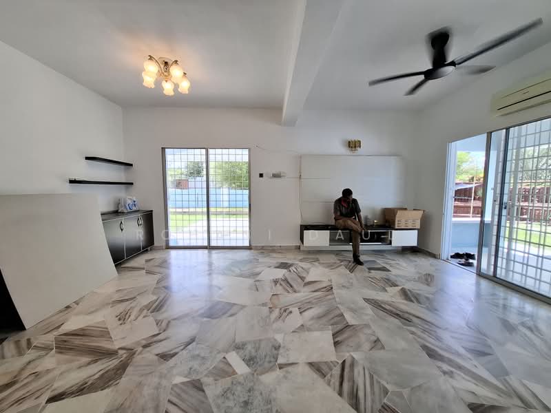 Semi-Detached House for Rent in Taman Rasah Kemayan (Rasah) - Rohani Daud - Living Room - PropertyGuru.com.my