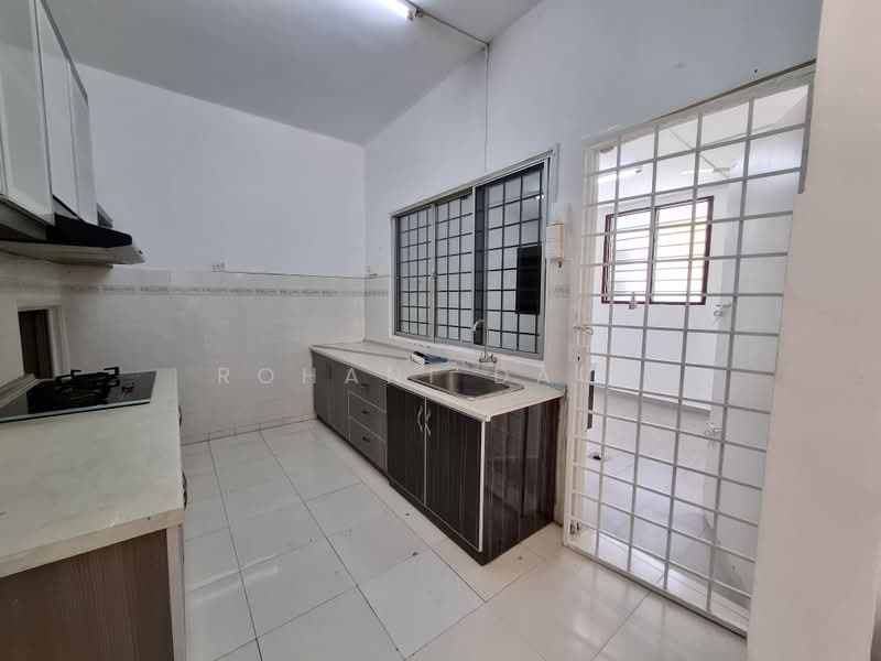 Semi-Detached House for Rent in Taman Rasah Kemayan (Rasah) - Rohani Daud - Kitchen - PropertyGuru.com.my