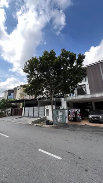Rumah Bandar untuk Dijual di Shah Alam (Selangor) - Aaron Yong - Exterior - PropertyGuru.com.my