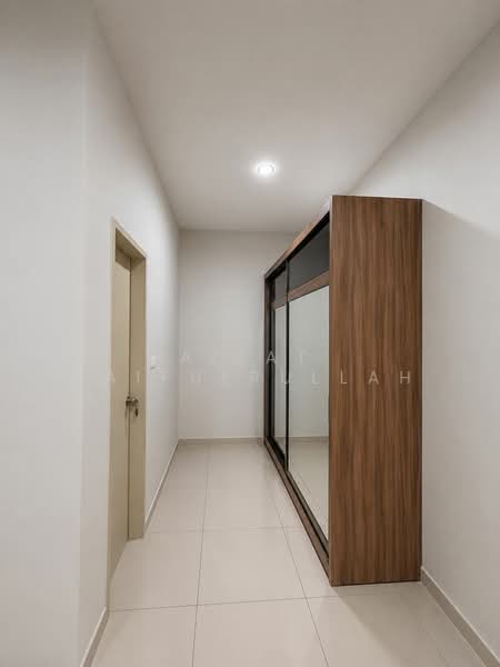 2-storey Terraced House for Rent in Sepang (Selangor) - Aizat Saifulrullah - Corridor - PropertyGuru.com.my