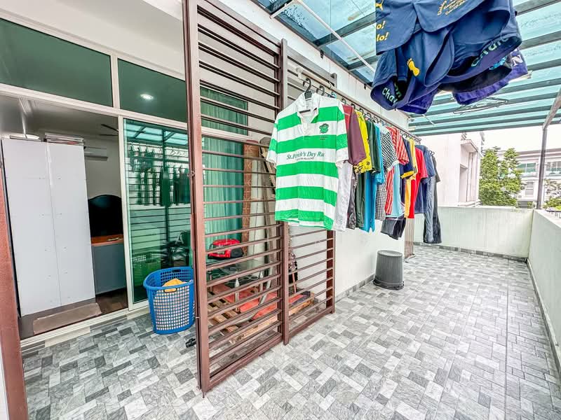 2.5-storey Terraced House for Sale in USJ Heights (Subang Jaya) - Ali Idris - Balcony - PropertyGuru.com.my