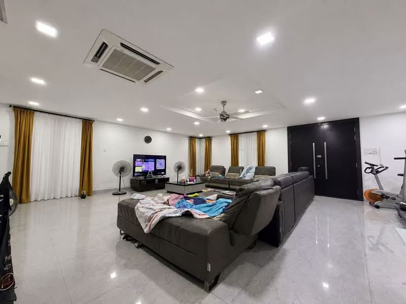 Rumah Teres 2.5 Tingkat untuk Dijual di Pandan Indah (Ampang) - Anna H - Living Room - PropertyGuru.com.my