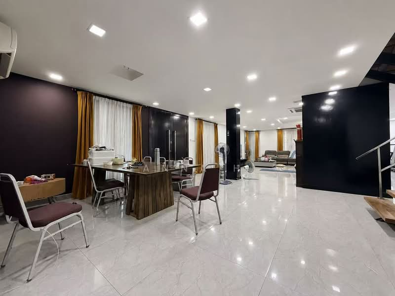 Rumah Teres 2.5 Tingkat untuk Dijual di Pandan Indah (Ampang) - Anna H - Living Room - PropertyGuru.com.my