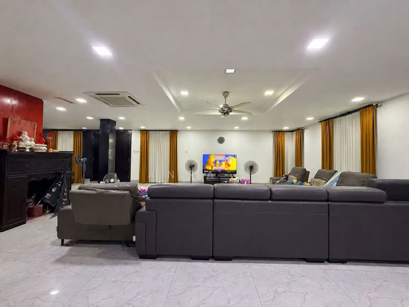 Rumah Teres 2.5 Tingkat untuk Dijual di Pandan Indah (Ampang) - Anna H - Living Room - PropertyGuru.com.my